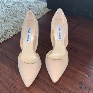 Nude/cream Steve Madden heels